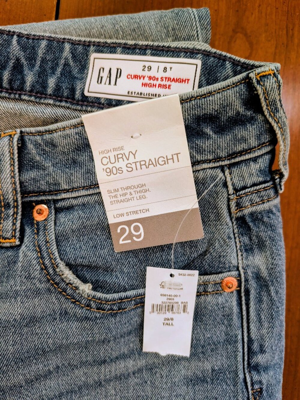 NWT Gap Curvy ’90s Straight High Rise Jeans 29 Tall Light Wash